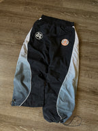 DIVISION TRACK PANT- BLACK